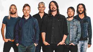 Foo fighters are an american rock band formed in 1995 by former nirvana drummer dave grohl. Foo Fighters Kunden Neues Album Medicine At Midnight An