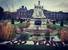 Hyde Park Kensington Gardens London Londradelmiocuore Inghilterra Hydepark Kensingtonpalace Kensingtongardens Natu Statue Of Liberty Landmarks Travel