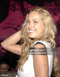 Unik Ernest speaks at PM Lounge to celebrate promoter his birthday... News  Photo