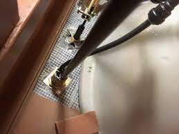 To determine if the water supply connections are the cause of a kitchen sink leak, turn off the water to the sink. Delta Faucet Leaking From Under Handle Under Sink Doityourself Com Community Forums
