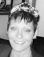 Desiree Crane's Instagram, Twitter & Facebook