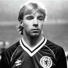 Steve Archibald in Action at Estadio Sanchez Pizjuan 1985. Art Prints from  Colorsport