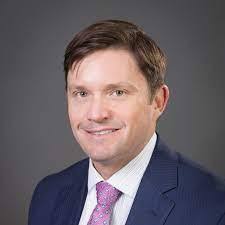 Josh Lincoln's Instagram, Twitter & Facebook