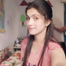 Young desi girl (@AuntieHot)