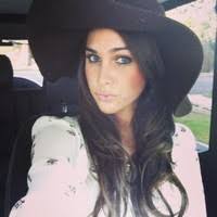 Jennifer Stillman's Instagram, Twitter & Facebook