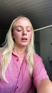 Lila Davidson's Instagram, Twitter & Facebook