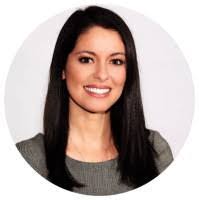 Julie Folk's Instagram, Twitter & Facebook