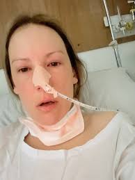 This dude said he can't come offshore because his gynecologist gave him a  Paps Smear and the gynecologist said he is constipated 😂😂😂😂😂😂