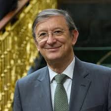 Eduardo Vigil Alonso (@eddvigil)