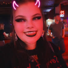 How to get Sims to use the diaper pail?