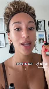 Ray shows off his girlfriend