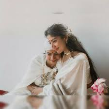 Sai Pallavi couldt hold back tears for Pooja Kannan: Actress emotional  moments from sisters Badaga wedding - The Economic Times