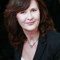 PDF) A multidimensional approach to aligned sentences in translated text