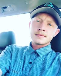 I'm having a Benson Boone kind of morning, songs evoking emotion, grief  buried deep inside of me, the bottomless well, I'm always falling. Grief  needs prompting to show itself, raw, messy, wet