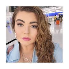 Amber Leann's Instagram, Twitter & Facebook