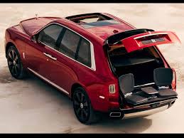 See full list on caranddriver.com Ø±ÙˆÙ„Ø² Ø±ÙˆÙŠØ³ ØªÙƒØ´Ù Ø±Ø³Ù…ÙŠØ§ Ø¹Ù† Ø³ÙŠØ§Ø±Ø© Suv ÙƒÙˆÙ„ÙŠÙ†Ø§Ù† Drive Arabia