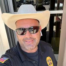 Kindergarten's Thankful Quilt was presented during their PBL Pumpkin Party,  filled with a theatrical presentation of The Runaway Pumpkin, songs, and  yummy pumpkin cookies, muffins, soup, and other treats. Happy Thanksgiving!