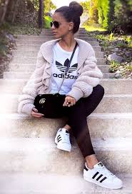 Black And White Adidas T Shirt Women S Cute Adidas Outfits For Women White Adidas T Shirt Beige Cardigan Adidas Superstar Sneak Athleisure Outfits Summer Athleisure Outfits Adidas Outfit Women