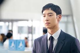 Lee soo yeon (lee je hoon) dreamed of becoming a pilot, but his poor vision squashed that dream. First Impressions Where Stars Land Dramapanda