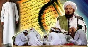 Namun, ceramah tidak hanya ada satu jenis saja yaitu dakwah yang sering kita kenal, tapi ceramah memiliki tiga jenis ya. Pengertian Serta Pentingnya Tablig Dan Dakwah Dalam Umat Beragama Islam Pelajaran Sekolah Online