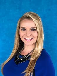 Elissa Green's Instagram, Twitter & Facebook