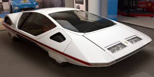 It is known for its futuristic designs and advanced engineering. Ferrari Modulo Wikipedia