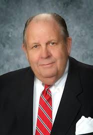 Canton trial lawyer Howes dies at 76