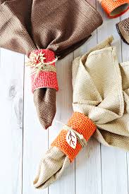 With this diy napkin holder project, you can showcase your painting skills. Easy Diy Thanksgiving Napkin Rings Tutorial