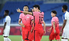 김학범 감독이 이끄는 축구대표팀 오늘 온두라스와 조별리그 마지막 경기를 펼치는데 8강을 결정짓는 운명의 현재 b조에서는 우리와 뉴질랜드, 온두라스, 루마니아가 모두 1승 1패를 기록 중인데요. 1cnild0dpo1o9m