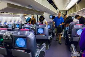 This Boeing 777 200 Was Configured With Thai S Old Business Class Seats Business Class Seats Boeing 777 Business Class