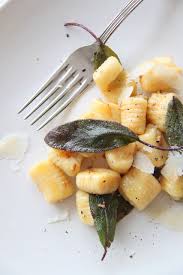 Petite Lecon De Gnocchi 4 Gnocchi Au Beurre De Sauge