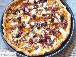 Tarte D Automne A La Courge Butternut Chevre Lardons Et Noisettes Recettes Recette Recette Recette Tarte Butternut