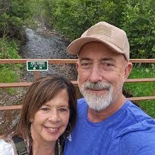 Linda Edminster's Instagram, Twitter & Facebook