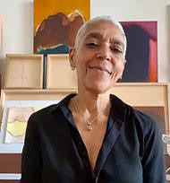 Angela Muriel's Instagram, Twitter & Facebook