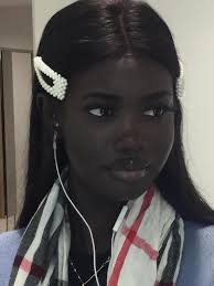 Why Jarrett Tenebe non enter court? ME: Skin Bleaching men are not allowed  😂😂😂😂