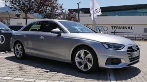 Ihrer kundschaft kommen die werke der künstlerin sehr gut an. Audi S4 Fahrbericht A4 Facelift 2020 Autogefuhl
