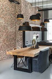 liefhebbers van industriele interieurs kunnen hun hartje ophalen bij het zien van deze modern dining table lighting dining room contemporary dining room design