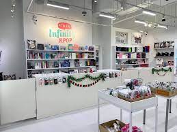 This extension features some of the great bts kpop background to make you feel good on your chrome browser for free. Facebook