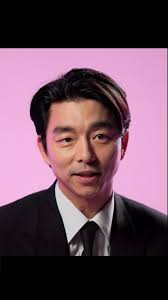 Petition for Gong Yoo to play more villains immediately.