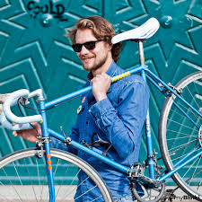 By Www Myblinki Fahrrad Aufkleber De Berlin Style Reflective Sticker Reflektor Aufkleber Myblinki Bike Fahrrad Ve Fahrrad Aufkleber Fahrrad Mode Fahrrad