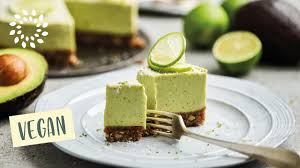 2, ripe, fresh california avocados, seeded, peeled and diced. Kostlicher Kuchen Dieser Limettenkuchen Schmeckt Fantastisch Roh Vegan Youtube