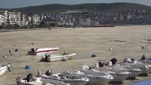 Ama marmara denizi için bir sonuçtur! Gemlik Korfezi Deniz Salyasi Nedeniyle Acik Renkte Tabakayla Kaplandi Son Dakika
