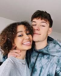 Vlogue, the new youtube series by vogue paris hosted by léna situations, will decipher fashion from every angle. Lena Mahfouf Bio Age Net Worth Height In Relation Nationality Body Measurement Career