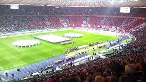 Bayern munich went on to win the competition, defeating vfb. Dfb Pokalfinale 2013 Berlin Pyroshow Nationalhymne Fc Bayern Munchen Vfb Stuttgart Youtube
