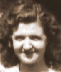 Louisa Grant's Instagram, Twitter & Facebook