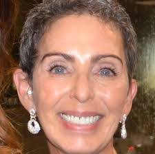 Vicki Fender's Instagram, Twitter & Facebook