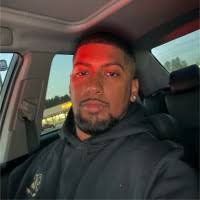 1300+ "Stefon" profiles