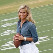 She is currently hosting sunday nfl countown on samantha ponder was born on 11 december 1985 in phoenix, arizona, united states of america. Samantha Ponder Bio Affair Married Husband Net Worth Ethnicity Salary Age Nationality Height Journalist