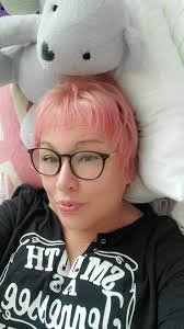 Had to have hair seriously cut after hypothyroidism diagnosis and bleach  ruin my hair, so I thought let's go pink as well xxx 😍