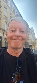 We asked for a photo of our table and loook what we got! 🤣